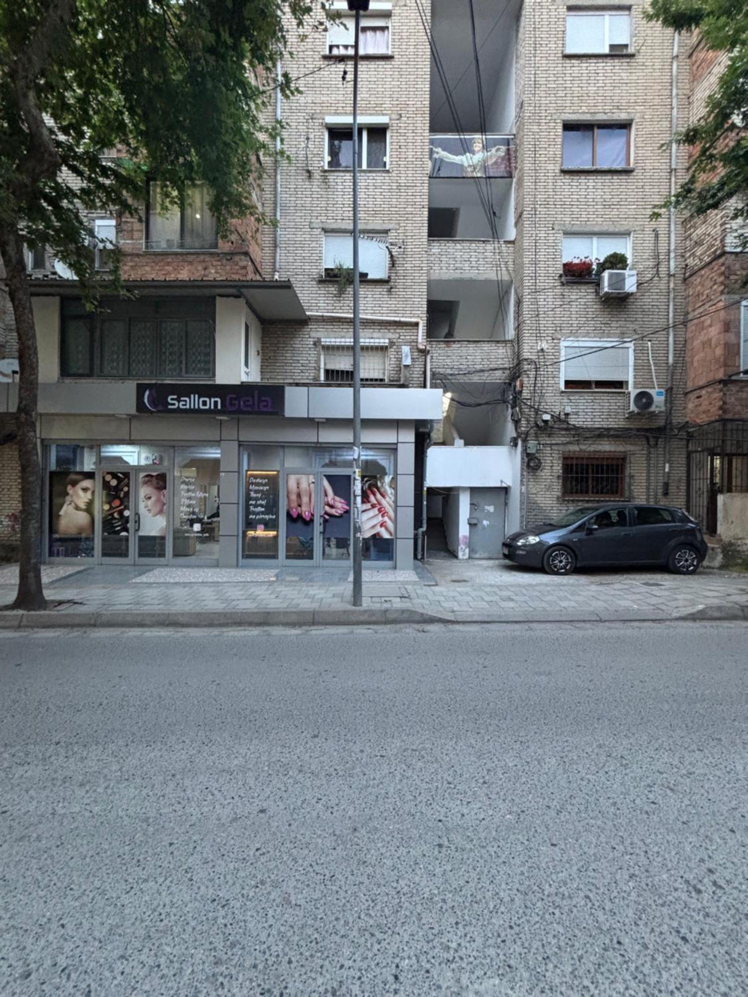 Ali Demi * Tirana